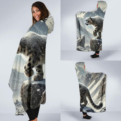 Snow Leopard | Hooded Blanket