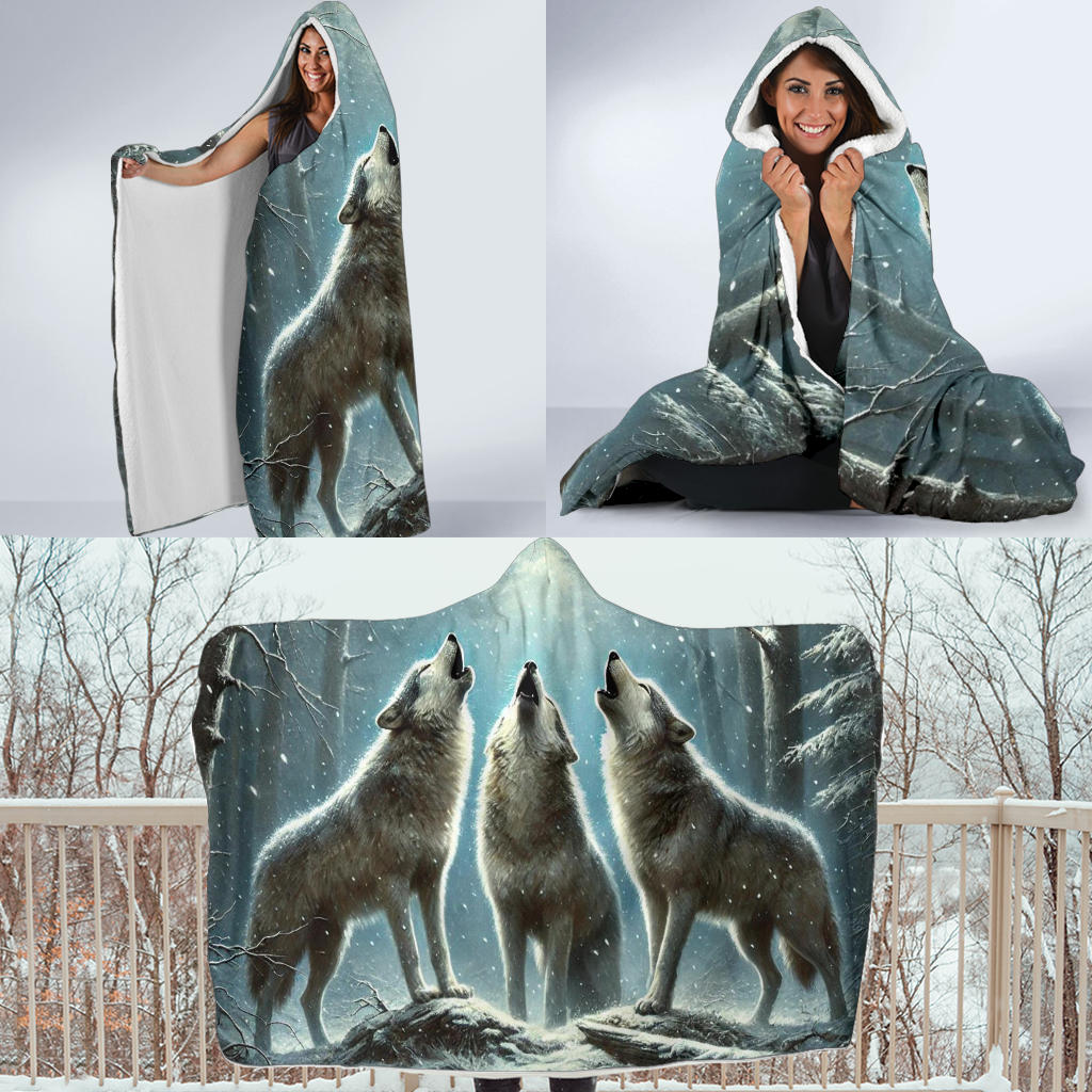 Grey Wolf | Hooded Blanket